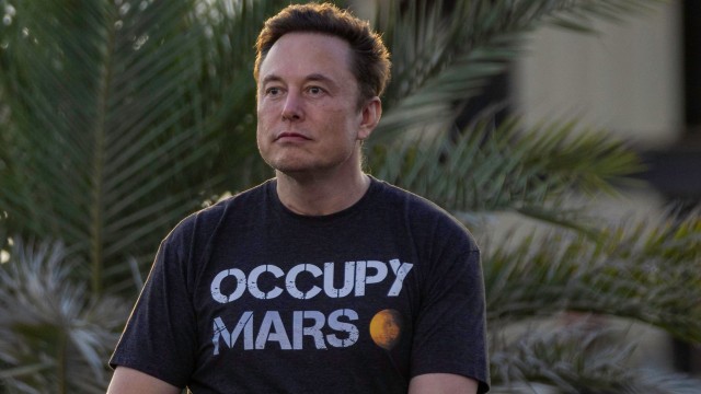Elon Musk Got $18 Billion Poorer Thursday As Tesla Stock Faltered