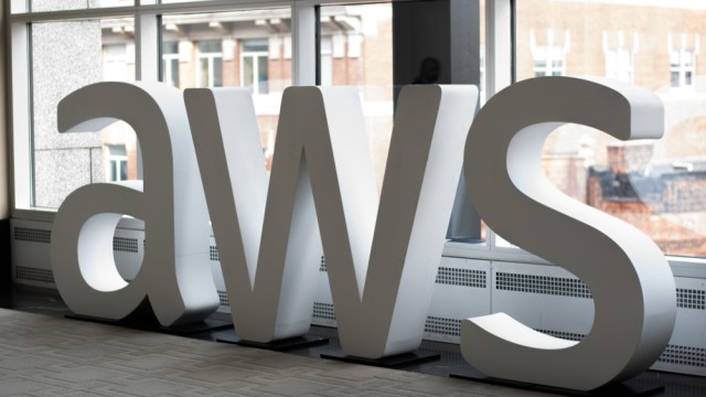Amazon CEO Andy Jassy warns of short-term headwinds for AWS business
