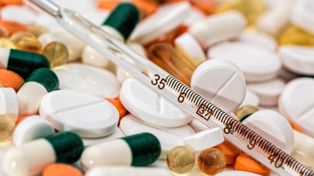 US health chief says not enough data to show Tylenol causes autism, but still advises caution