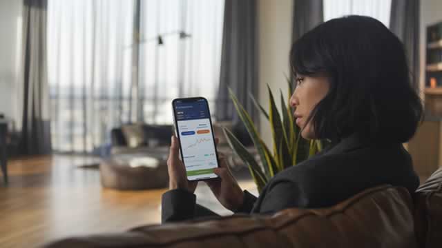 Robhinhood CEO on new social network: 'We're building a financial super app'