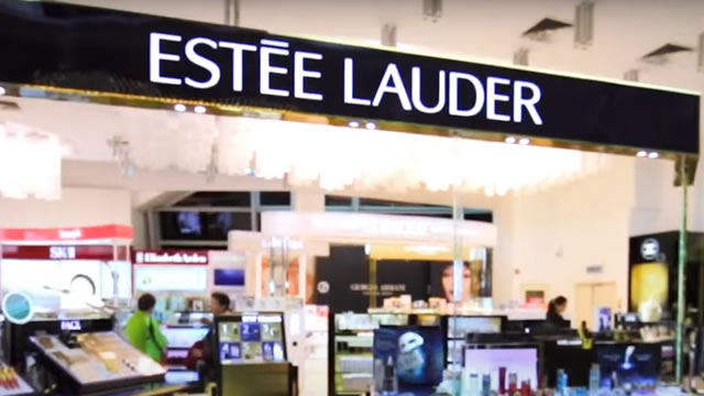 What next for the Estee Lauder stock price after the earnings crash?