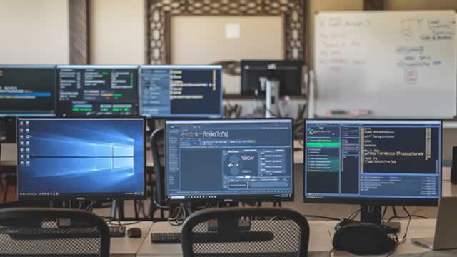 PLTR Military Deals & AI Scrutiny