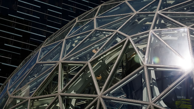 Trump met with Amazon's Jeff Bezos at the White House last week
