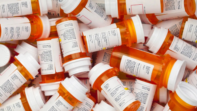 Shares of Kenvue rebound today after Trump admin ties use of acetaminophen to autism