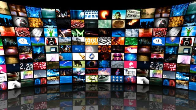 Netflix Makes Mostly Cash Offer for Warner Bros.