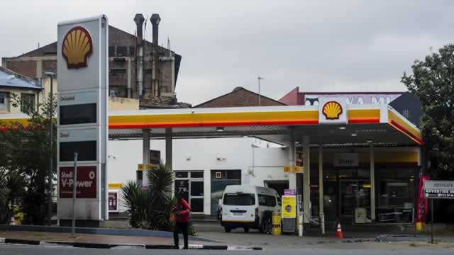 Venezuela signs agreements with Shell, including Loran gas field