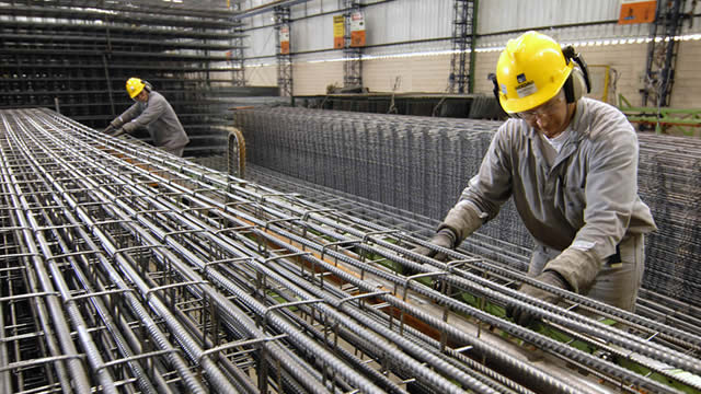 Centrus Energy (LEU) Price Forecast: Can Backlog Conversion and a Falling Wedge Squeeze Price Higher?