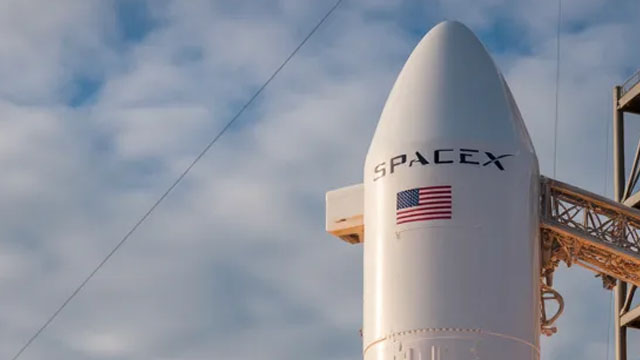 Options market braces for $225 billion swing in SpaceX's value as earnings loom