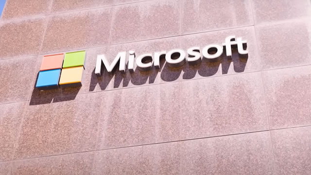 MSFT Earnings Preview: Key Stock Levels & Options Activity
