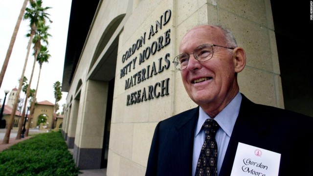 Intel co-founder Gordon Moore, author of 'Moore's Law' that helped drive computer revolution, dies at 94