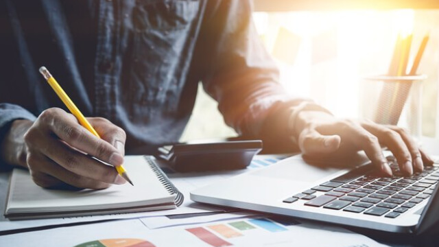 URBN vs. IDEXY: Which Stock Is the Better Value Option?