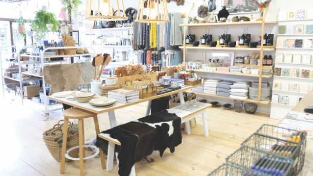 image for news O-I Glass (OI) Just Flashed Golden Cross Signal: Do You Buy?