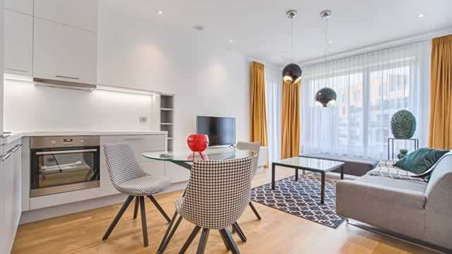 image for news Ethan Allen CEO Farooq Kathwari: Consumers are looking for good value