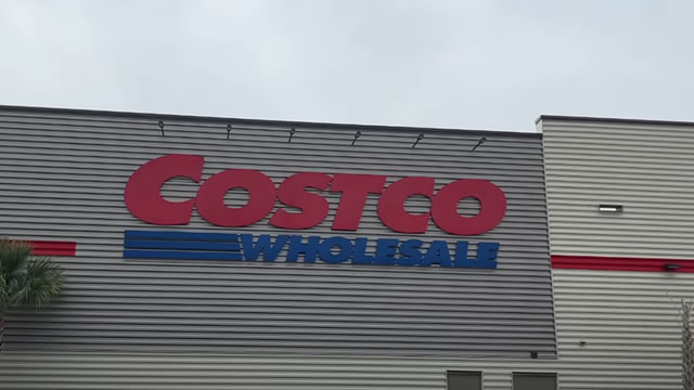 image for news Is Costco's 5.7% Q4 Comparable Sales Growth a Bullish Signal?