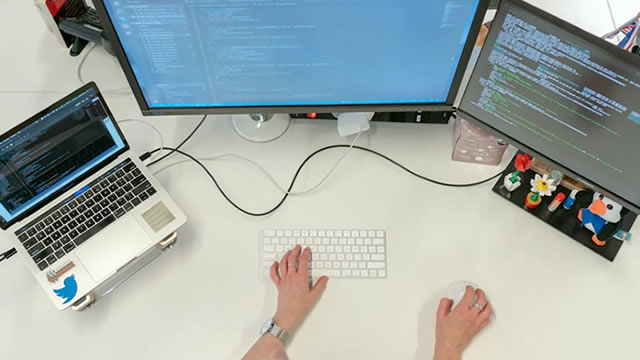 Salesforce Raises Revenue Forecast as Agentforce Sales Top $500 Million