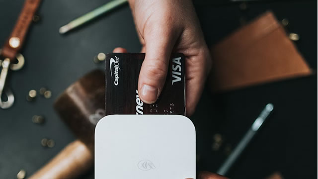 image for news Visa Q3 Earnings Beat Estimates on Strong Cross-Border Volumes