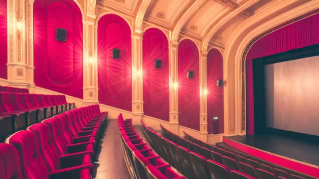 There's No Happy Ending for Movie Theaters, No Matter Who Wins Warner