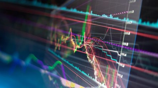 Gold, silver sink as bond yields rise, USDX rallies