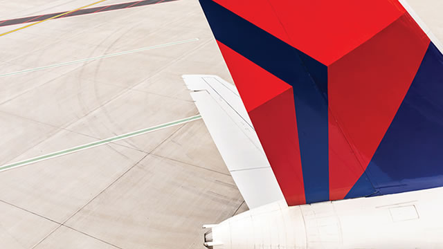 Delta stock soars, lifted by better-than-expected earnings and restored full-year guidance