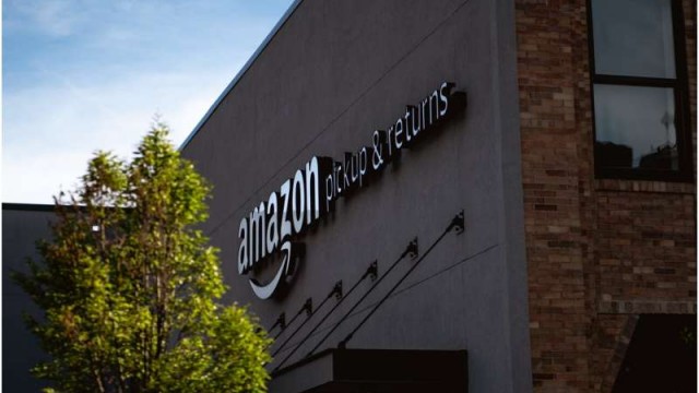 Amazon relies on 'serendipity' for office return; employees want data