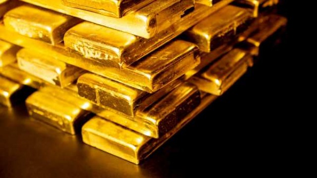 Gold, Silver, Platinum – Gold Pulls Back As Treasury Yields Rebound