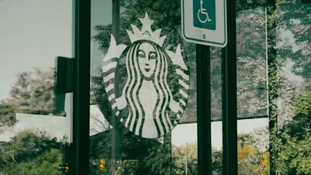 image for news Starbucks' Overhaul Is in the Works. Earnings Will Show Turnarounds Take Time.