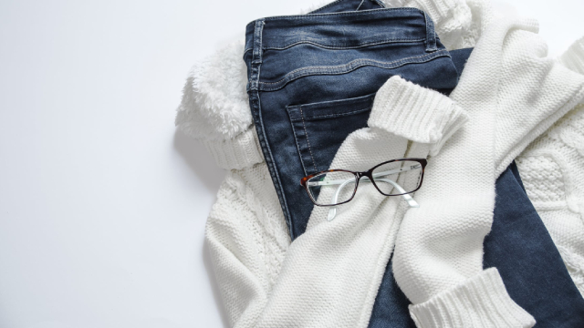 Sydney Sweeney, Martha Stewart's Magic Fails To Impress American Eagle's Quality Despite Upbeat Q3