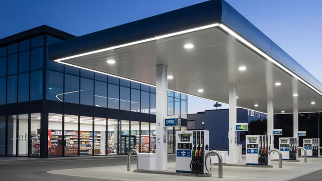 California Consumers Sue Gas Stations Over AI Price Fixing
