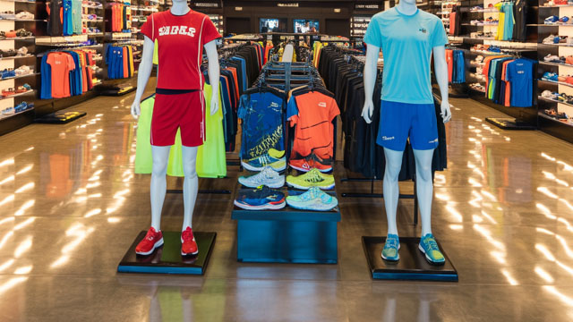 How Foot Locker went from a sneakerhead destination to a store struggling to get rid of old shoes