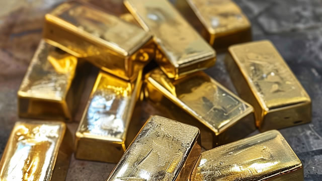 iShares Gold Trust vs SPDR Gold Trust: The 0.15% Fee Gap That Matters More Than You Think