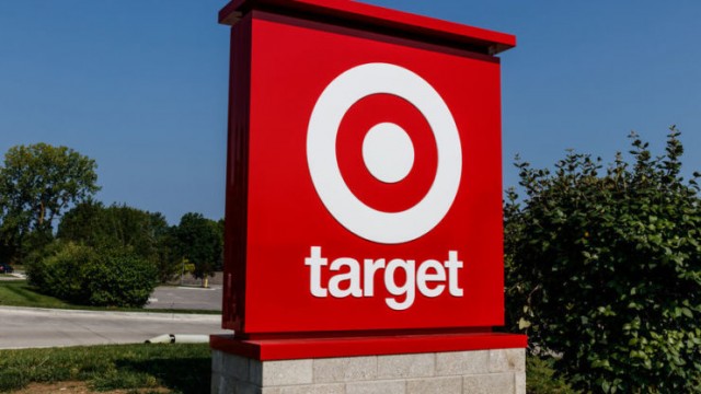 Target (TGT) Lined Up for Q4 Earnings: Factors to Consider