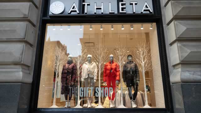 Gap Cuts Full-Year Sales Outlook, Citing Slower Old Navy Growth