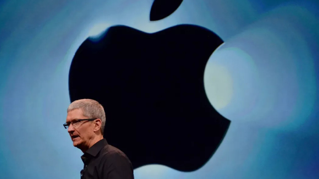 1 Green Flag for Apple in 2023, and 1 Red Flag