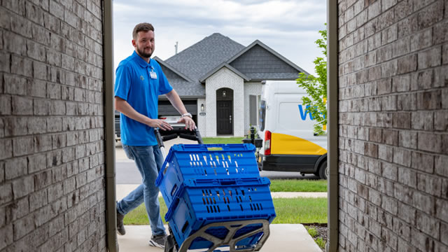 Walmart Wins Over More Shoppers as Tariffs Push Prices Higher