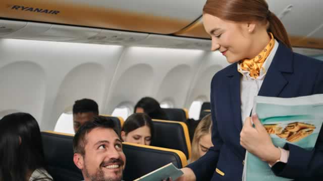 Ryanair lifts fare growth forecast on strong early 2026 bookings