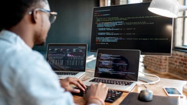 2 Top Tech Stocks Ready for a Bull Run