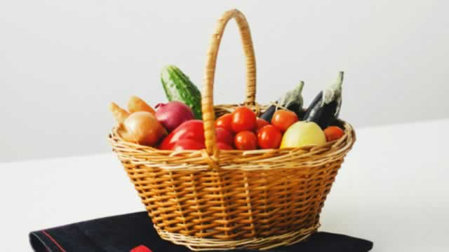 Sweetgreen Lowers Full-Year Outlook Due to Cyclosporiasis Outbreak as Loss Widens