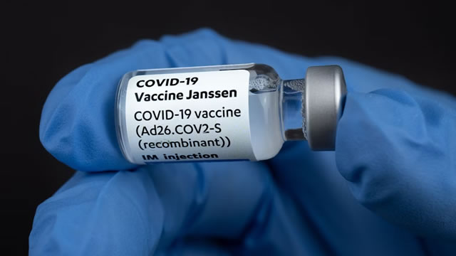 Nasdaq Edges Lower; Johnson & Johnson Earnings Top Estimates