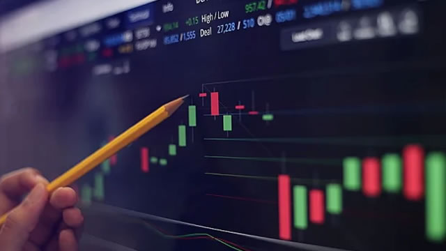 AKZOY or AIQUY: Which Is the Better Value Stock Right Now?