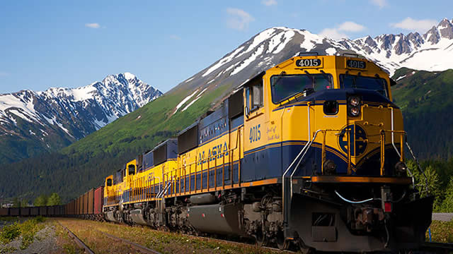 Federal regulator pauses review of Union Pacific, Norfolk Southern's $85 billion merger