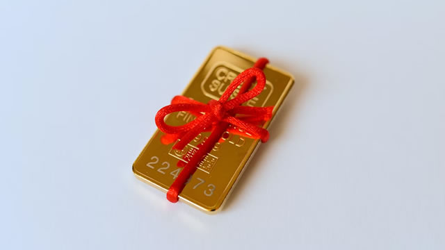 Gold ETFs Shine as Middle East Tensions Stoke Safe-Haven Demand