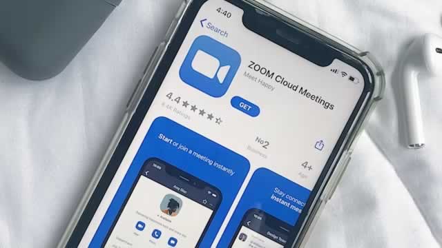 Zoom's stock 'is coming to life,' says Carter Worth of Worth Charting