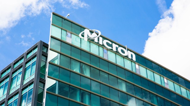 Micron Is Grossly Overvalued With No Room For Error