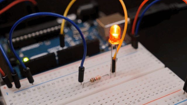 U.S. stocks open lower as tech shares retreat after Oracle earnings; investors await Apple event, inflation data