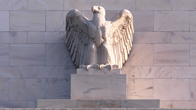 Powell's Jackson Hole speech: Current & former Fed presidents on inflation, unemployment, & rates