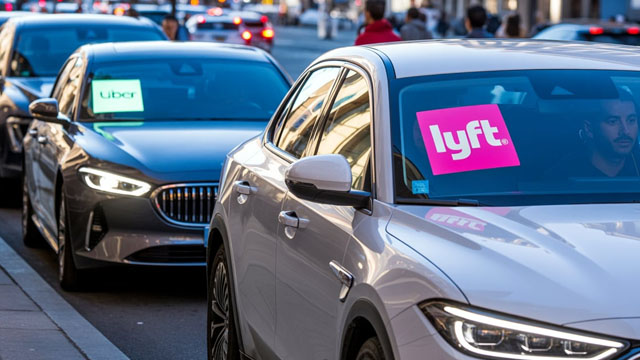 Uber, Lyft drivers in Massachusetts form first US ride-share union