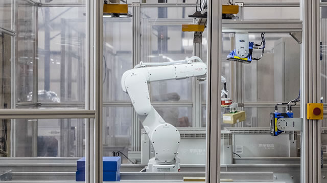 JD.com's stock jumps as Chinese e-commerce giant triumphs over low expectations