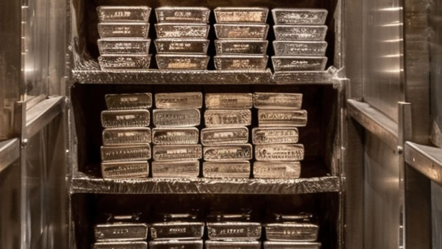 Silver (XAG) Forecast: Silver Analysis Shows Dual Demand Separating It From Gold