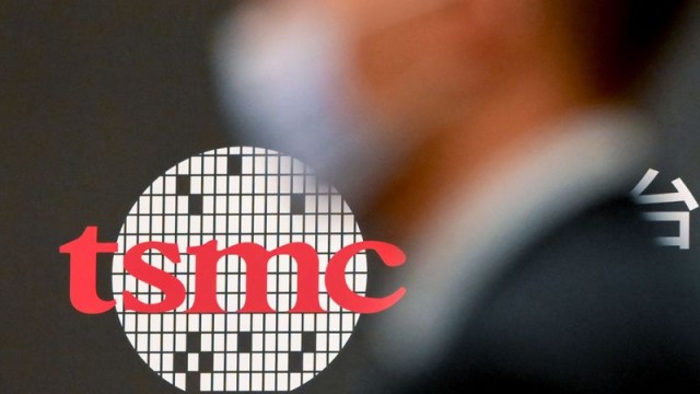 Nvidia and TSMC shares rise ahead of ARM IPO, HP stock falls on Berkshire Hathaway sale, and more movers