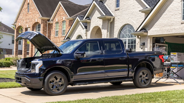 Ford is starting a battery storage business to power data centers and the grid
